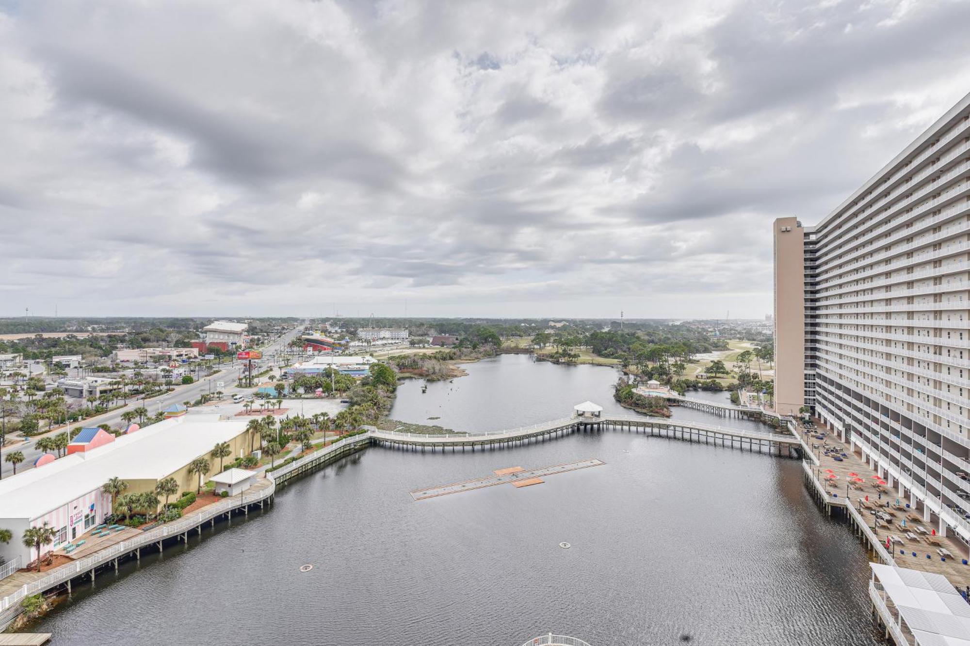 Apartment Happy Cows Retreat In Pcb With Lagoon Views! Panama City Beach