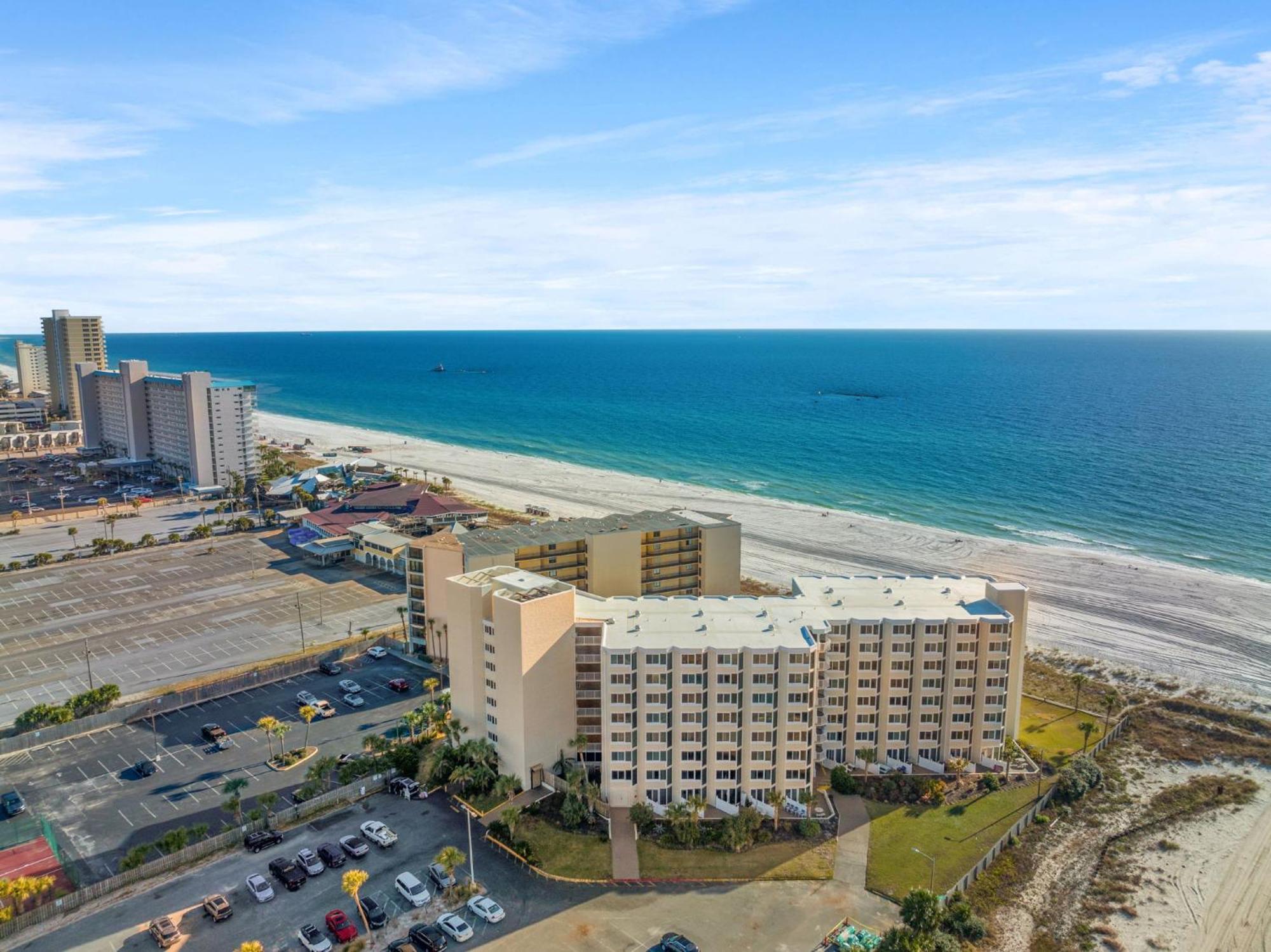 Aparthotel Of The Gulf 410 - Front - Renovated Like New