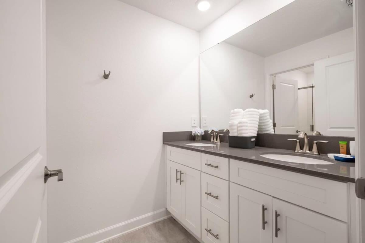 Marvelous 4bd With Pool At Storey 2601 Holiday home *