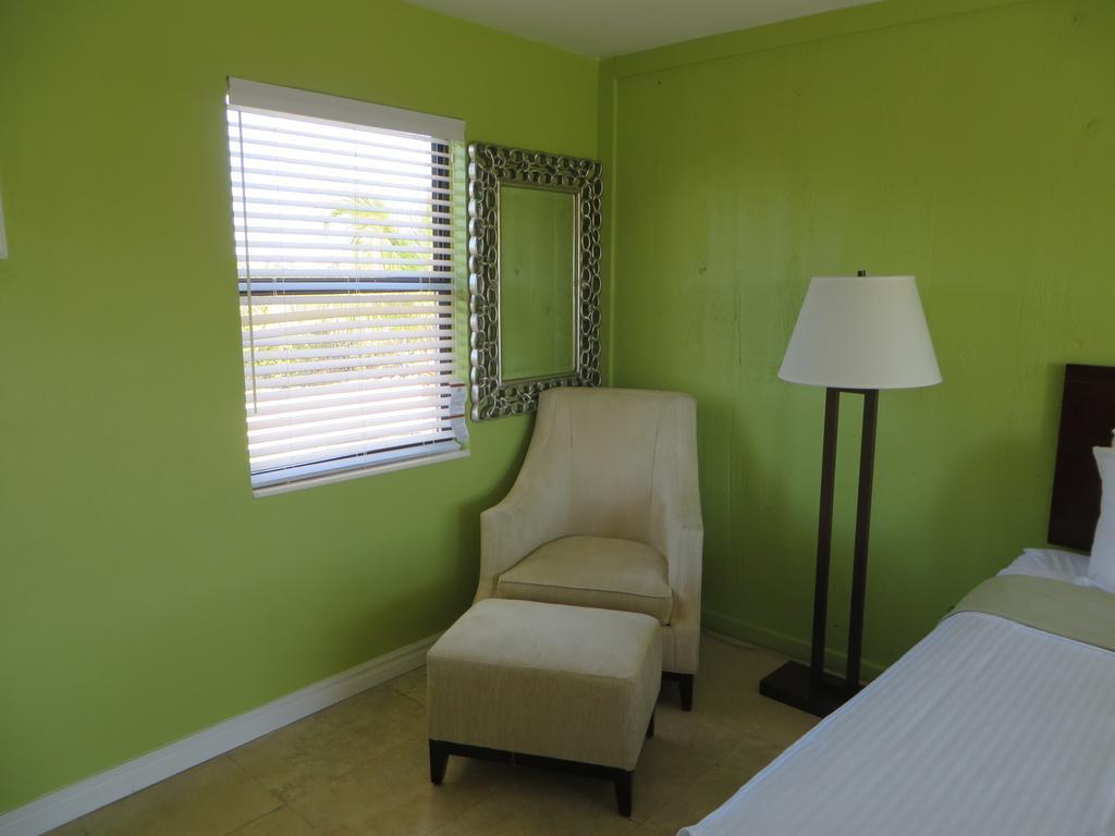 Smugglers Cove And Marina Resort Islamorada