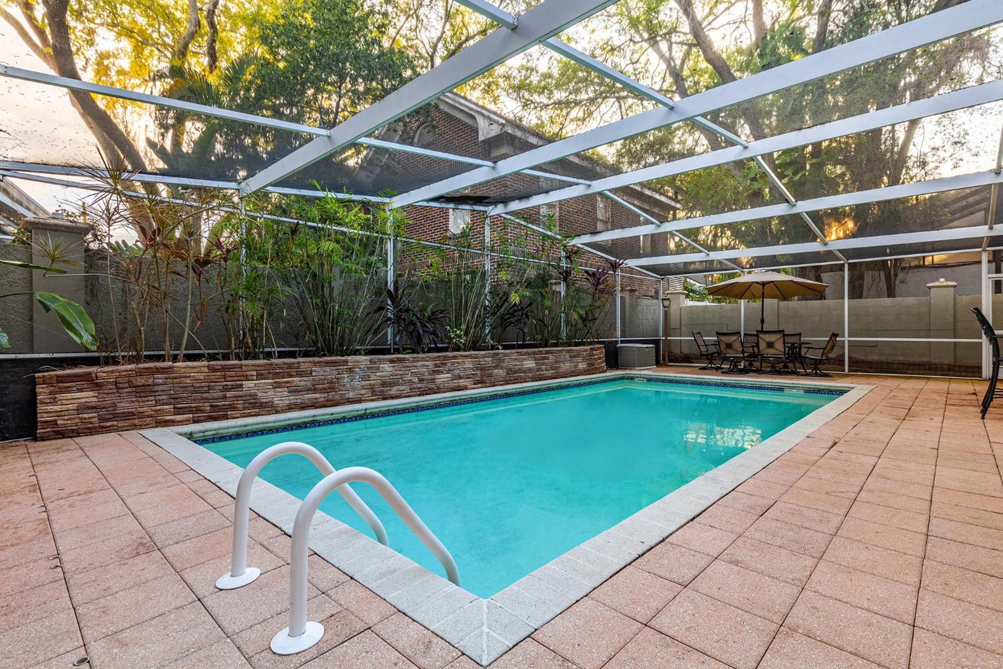 Luxury Mason Villa Tampa