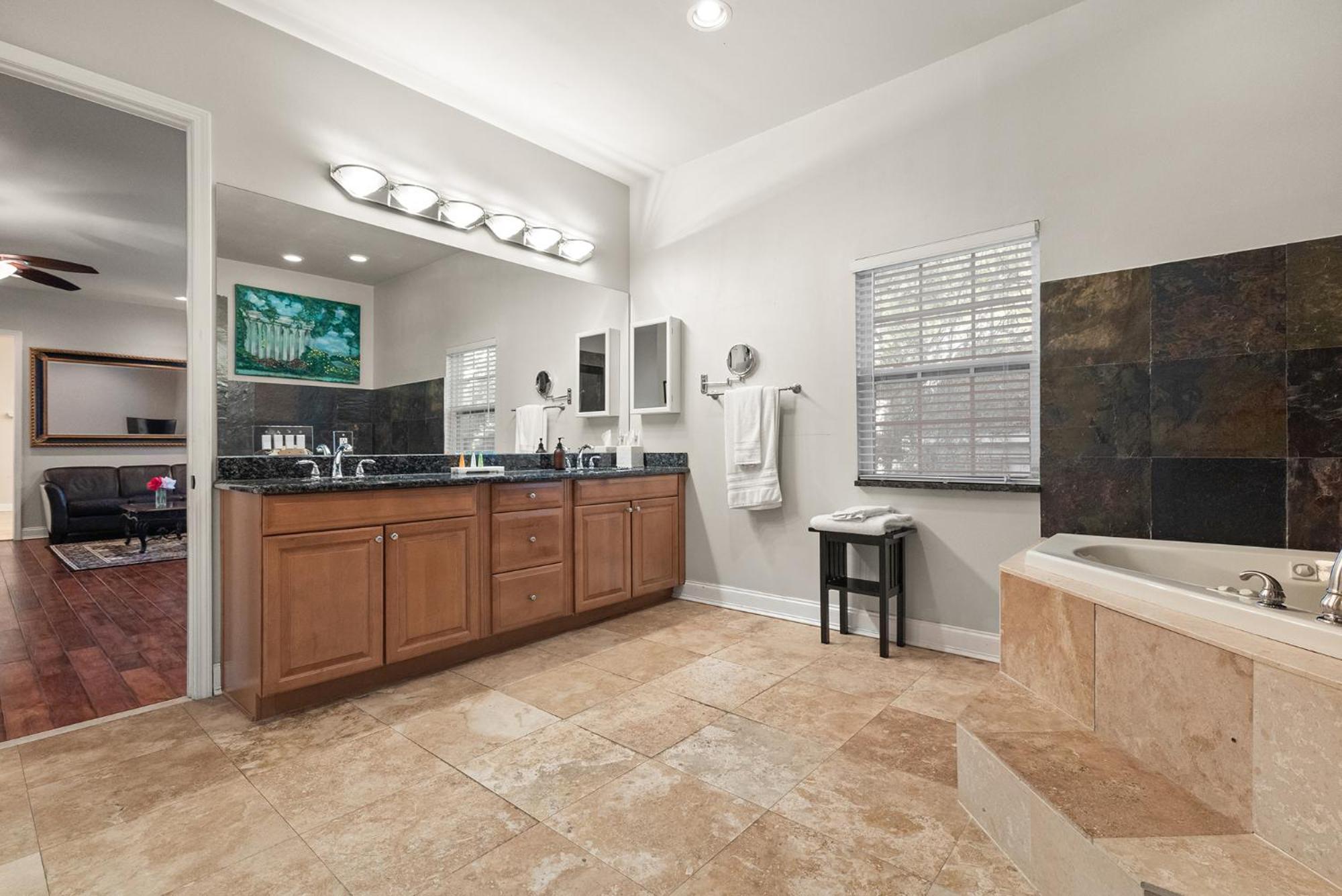 Luxury Mason * Tampa