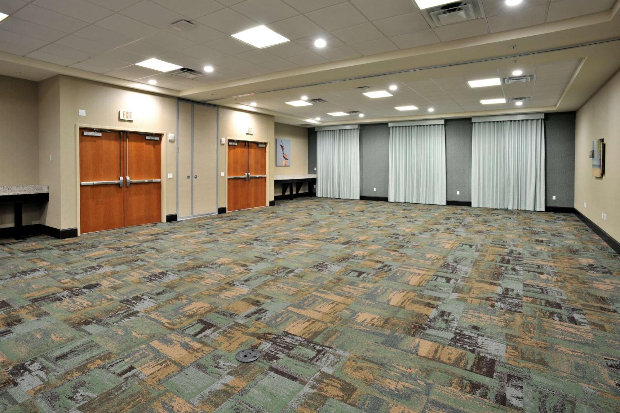 Dello Ft Lauderdale Airport, Tapestry Collection By Hilton