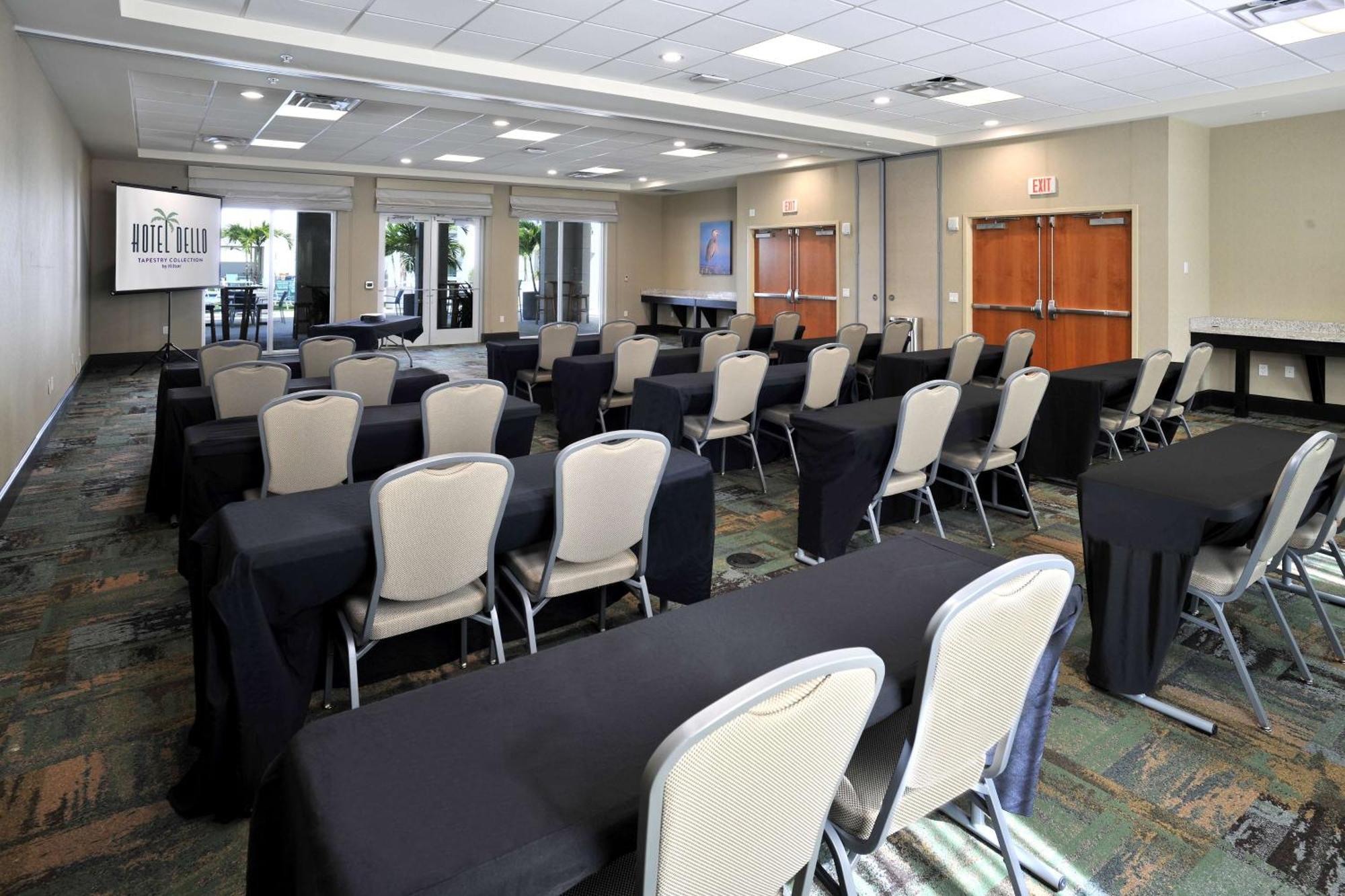 Dello Ft Lauderdale Airport, Tapestry Collection By Hilton 4*