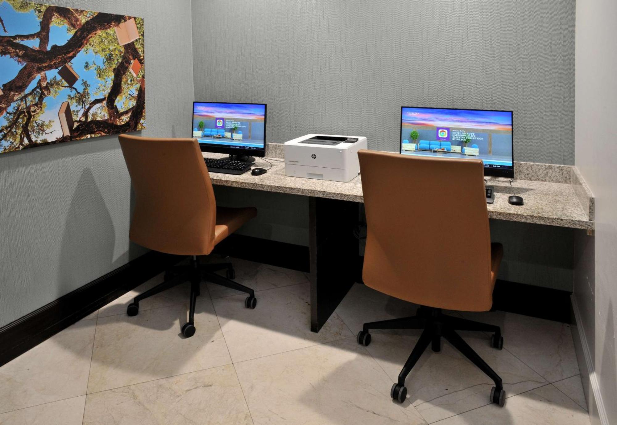 Hotel Dello Ft Lauderdale Airport, Tapestry Collection By Hilton