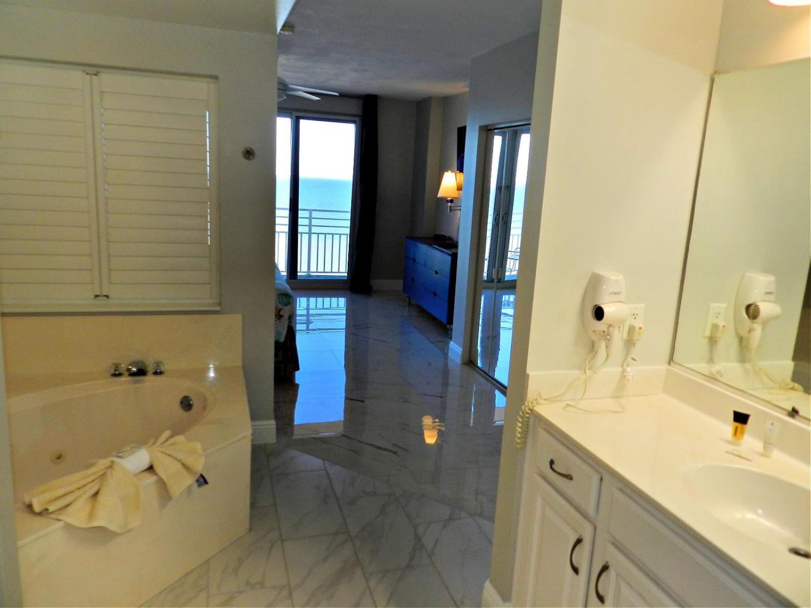 14th Floor 2 Bedroom Direct Oceanfront Wyndham Ocean Walk Daytona 1401 * Daytona Beach