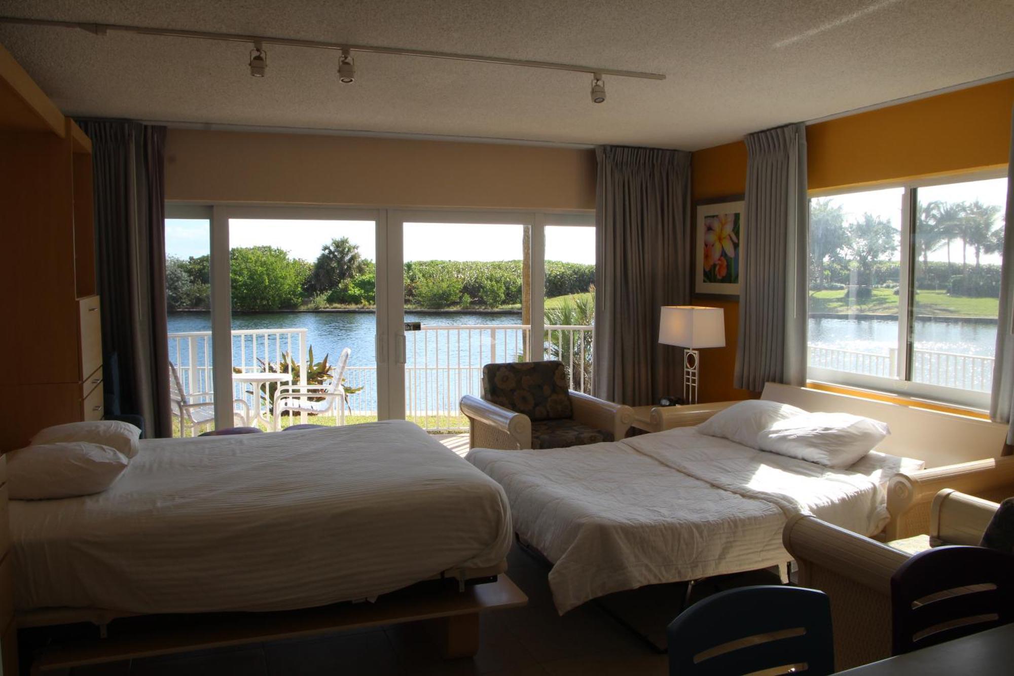 Canada House Club Resort