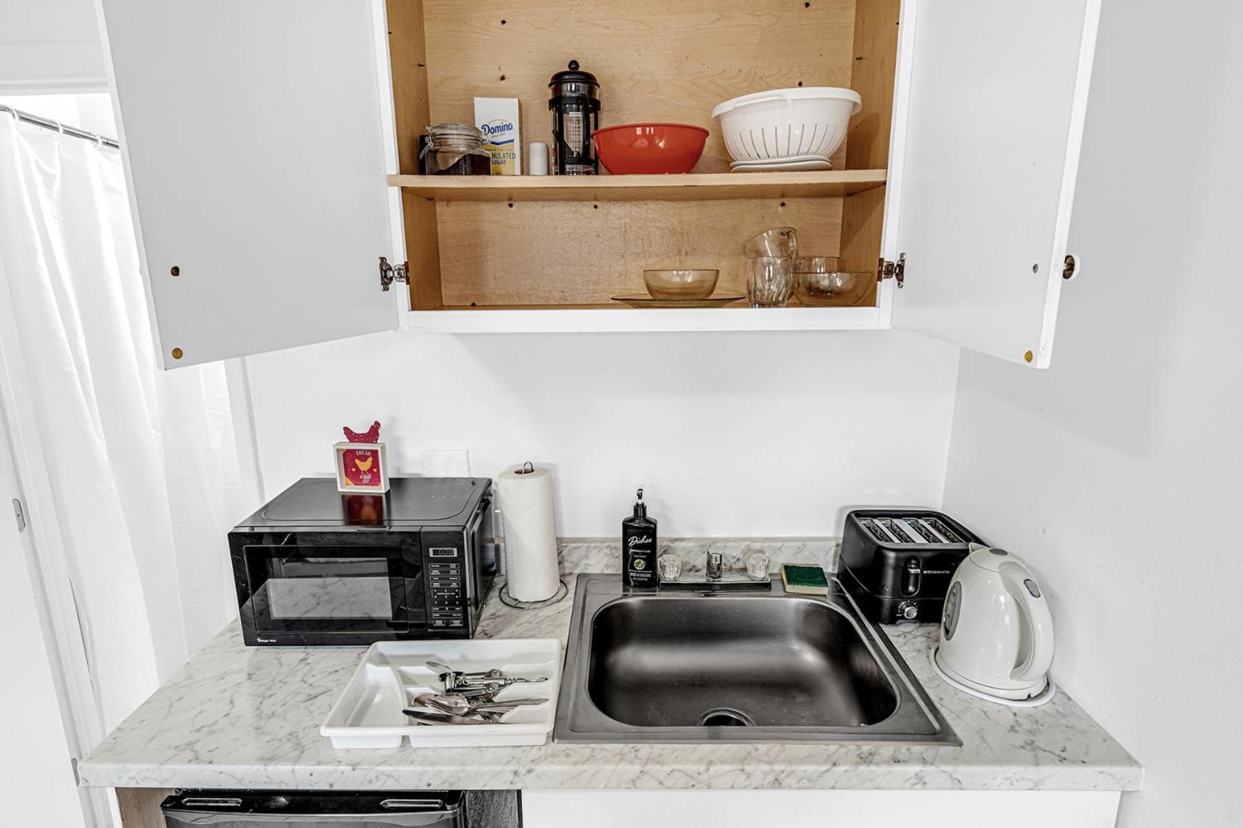 Luxury Young Circle & Blvd Apartment Hollywood
