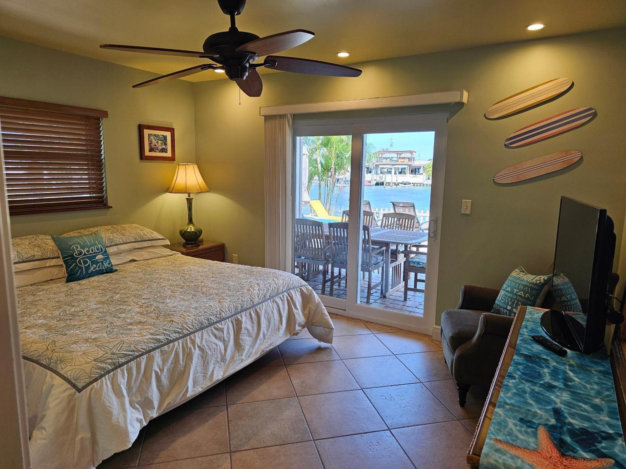 Irb Surf House Waterfront Oasis+ Sunshine +fun Kayaks *