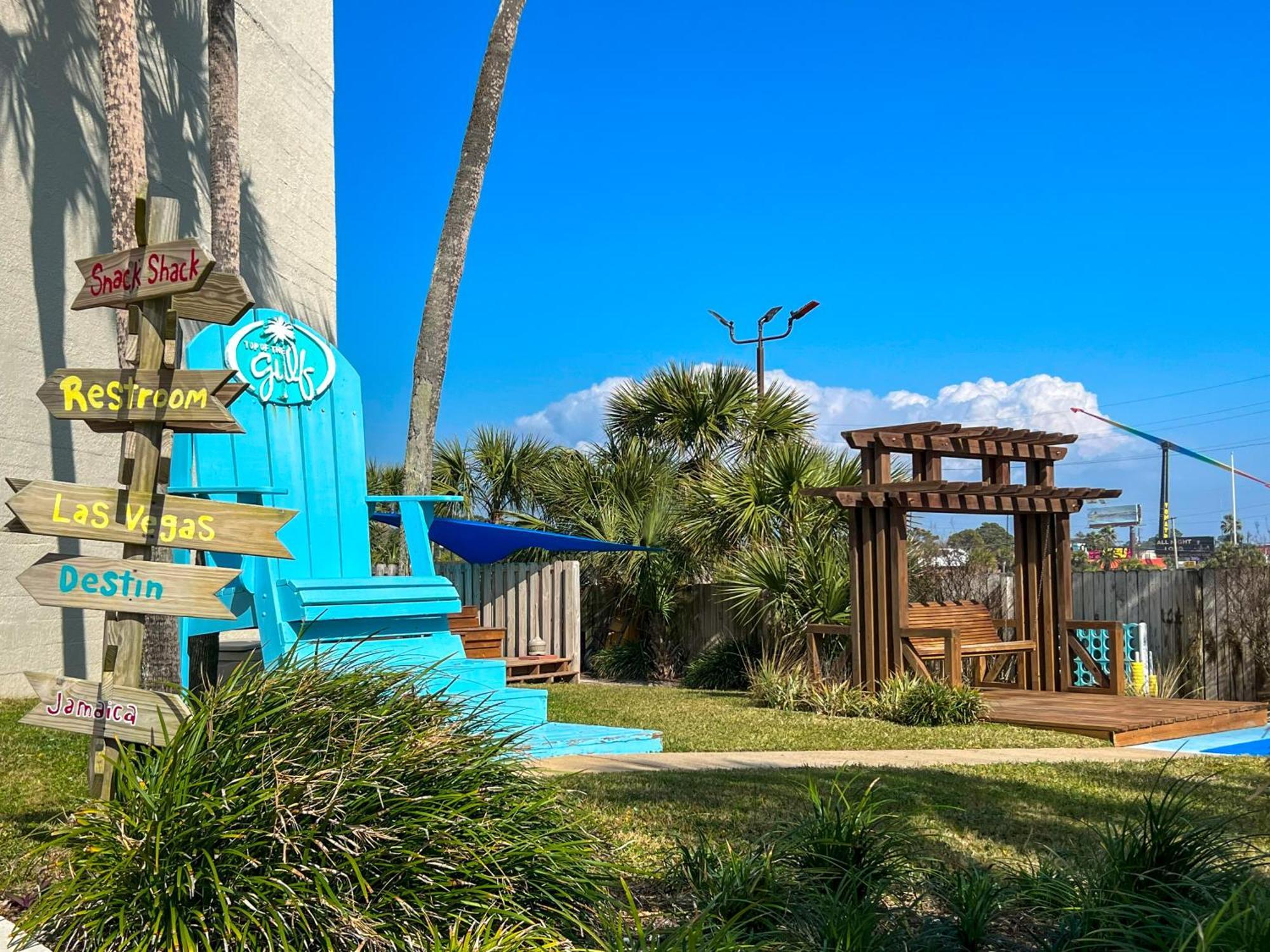Apartment Beachfront - Perfect Location - Free Chairs