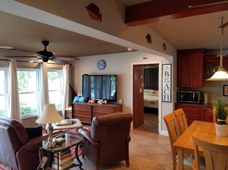 Holiday home Irb Surf House Waterfront Oasis+ Sunshine +fun Kayaks *