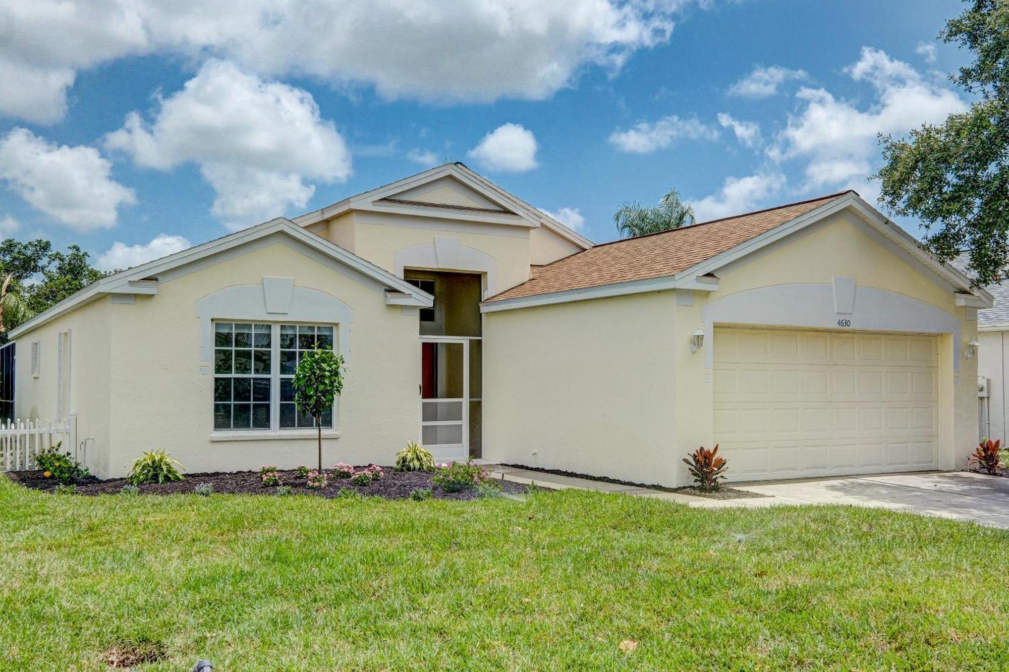 Turtle Bay Cottage! Cozy With Private Pool! Water View! * Bradenton