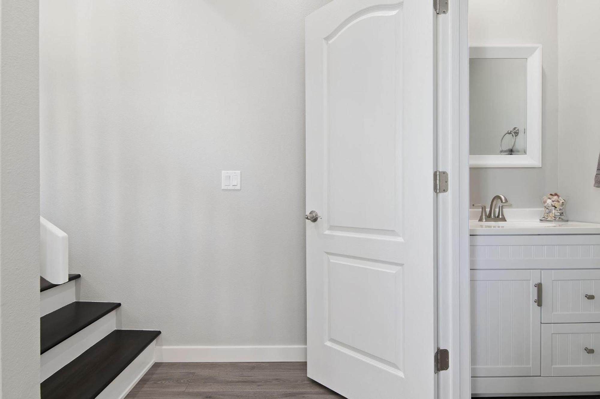 The Tree House! Beautiful Townhome In With Great Amenities Surrounded By Nature!