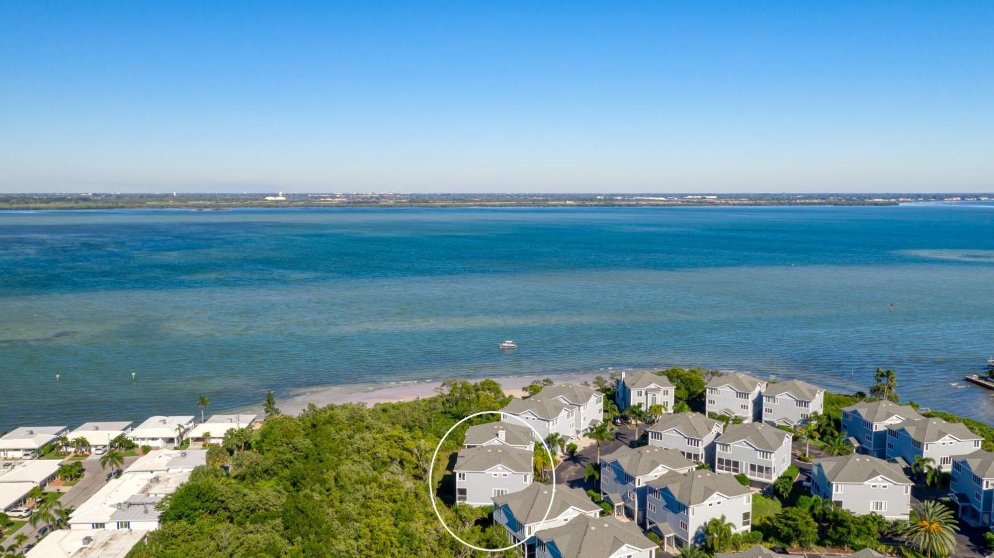 The Tree House! Beautiful Townhome In With Great Amenities Surrounded By Nature!