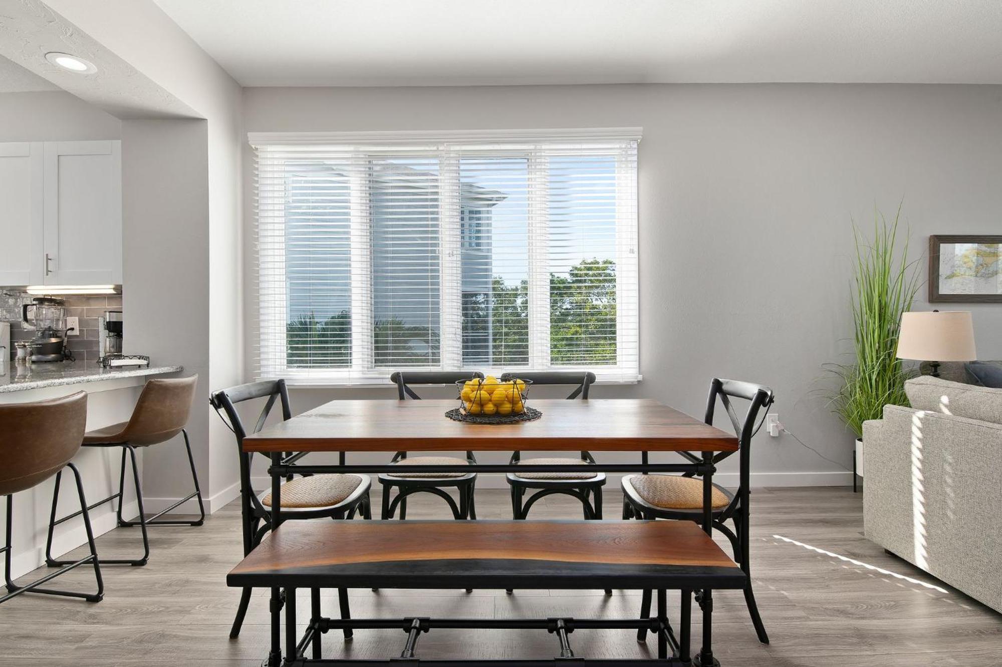 The Tree House! Beautiful Townhome In With Great Amenities Surrounded By Nature! * Longboat Key