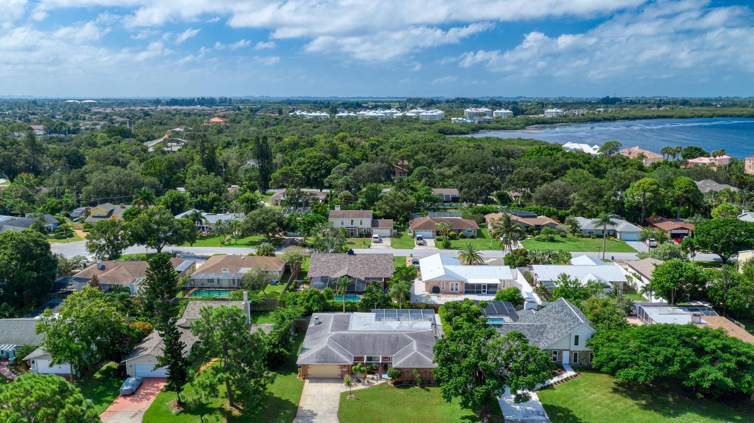 Montauks Point! Private Pool 10 Min Drive To Anna Maria Beaches! Holiday home