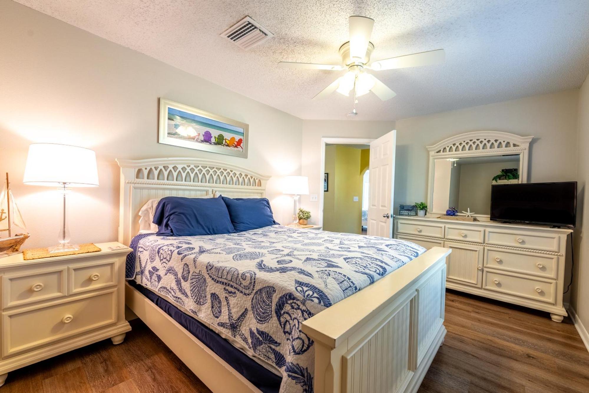 Montauks Point! Private Pool 10 Min Drive To Anna Maria Beaches!