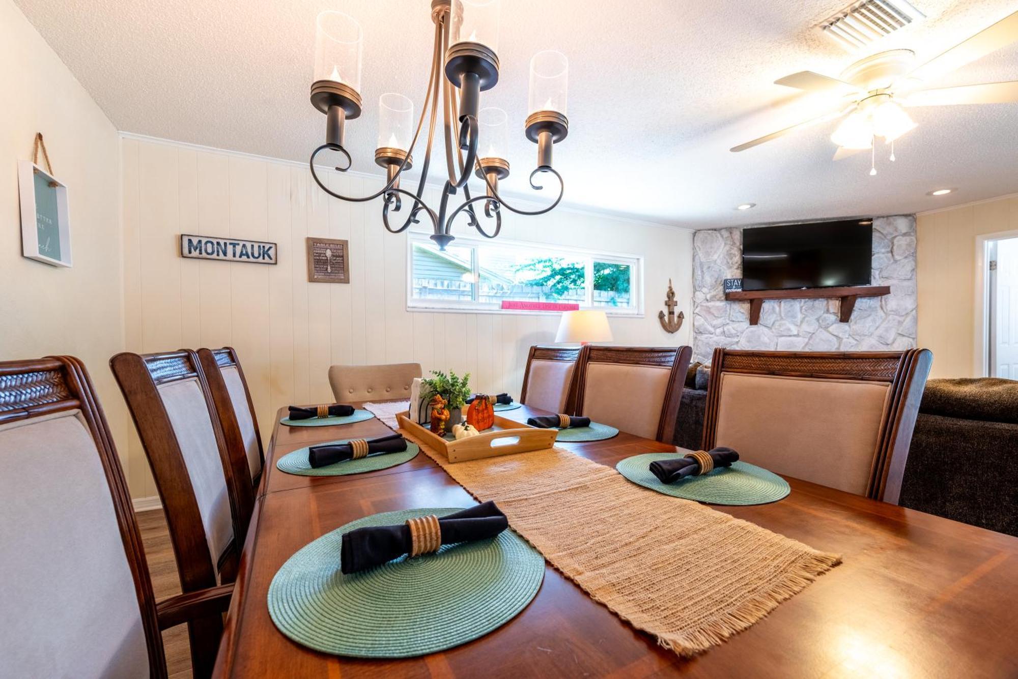 Montauks Point! Private Pool 10 Min Drive To Anna Maria Beaches! *