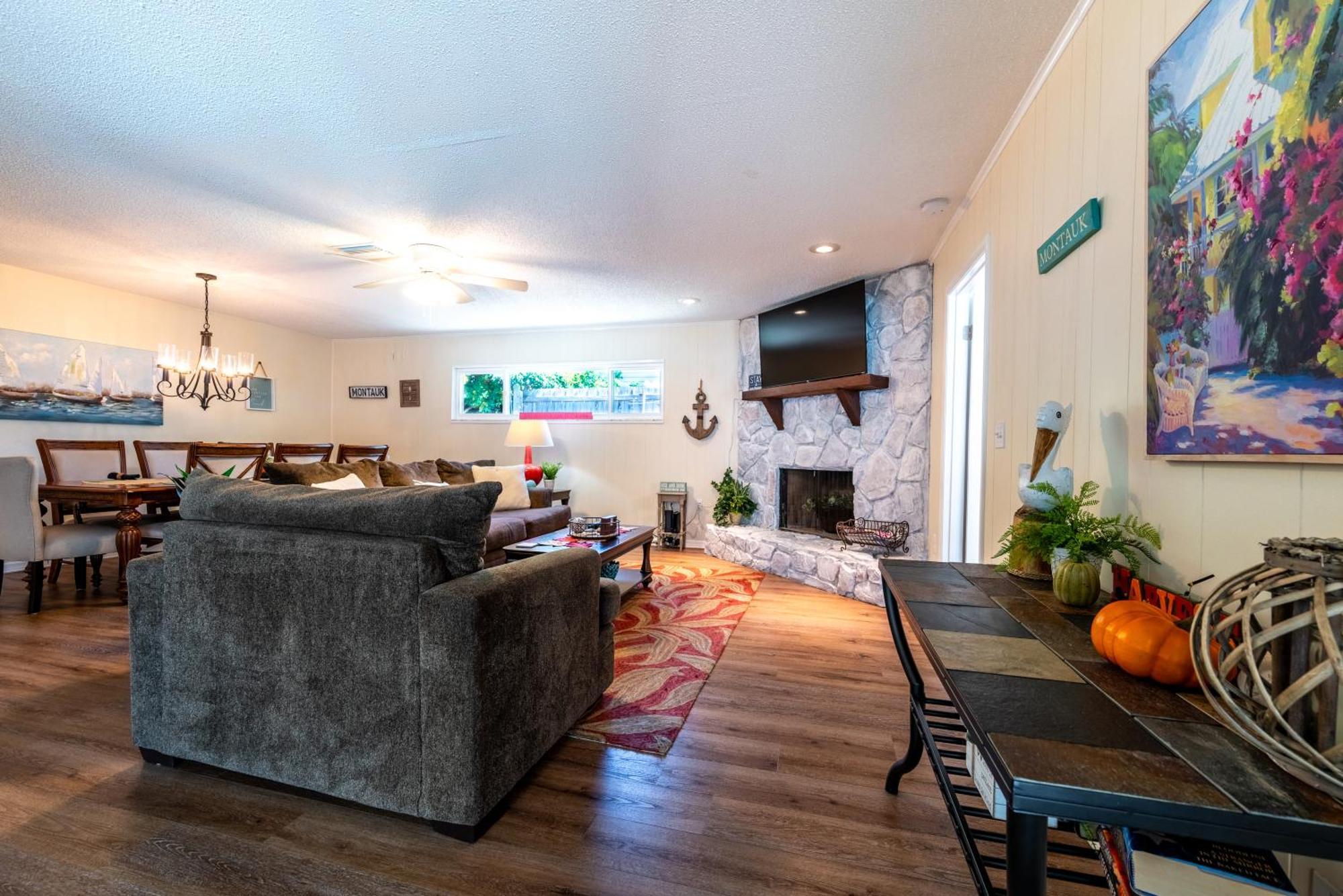 Montauks Point! Private Pool 10 Min Drive To Anna Maria Beaches! Holiday home Bradenton