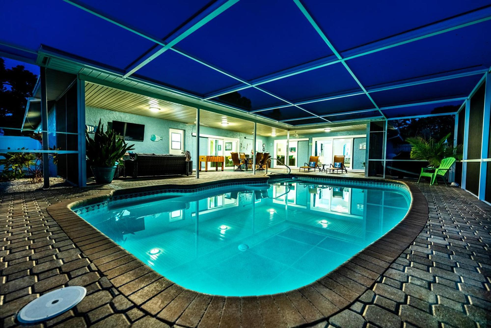 Montauks Point! Private Pool 10 Min Drive To Anna Maria Beaches! Holiday home *