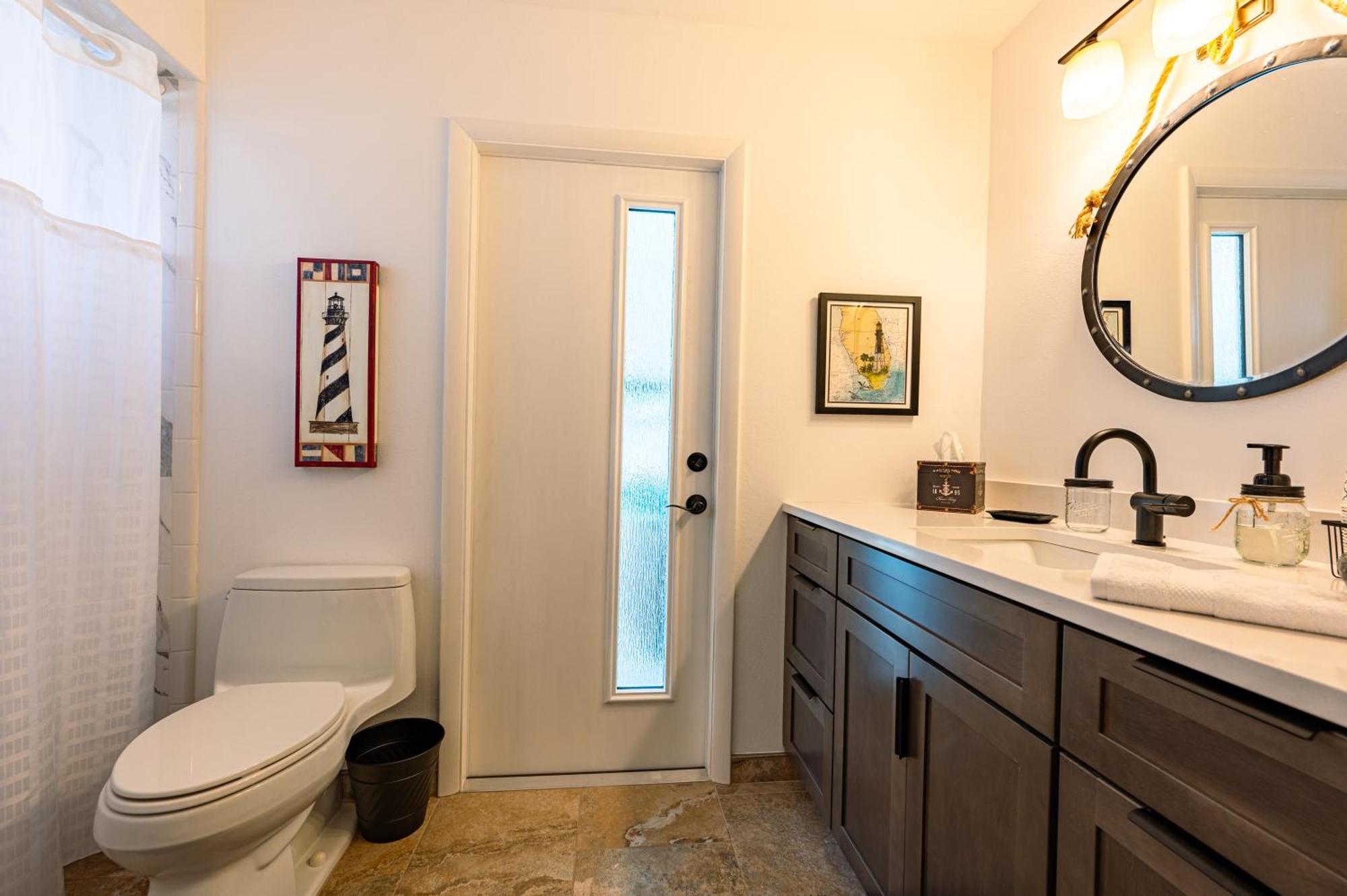 New! House Of Palms! Private Pool Home! Short Drive To Ami *