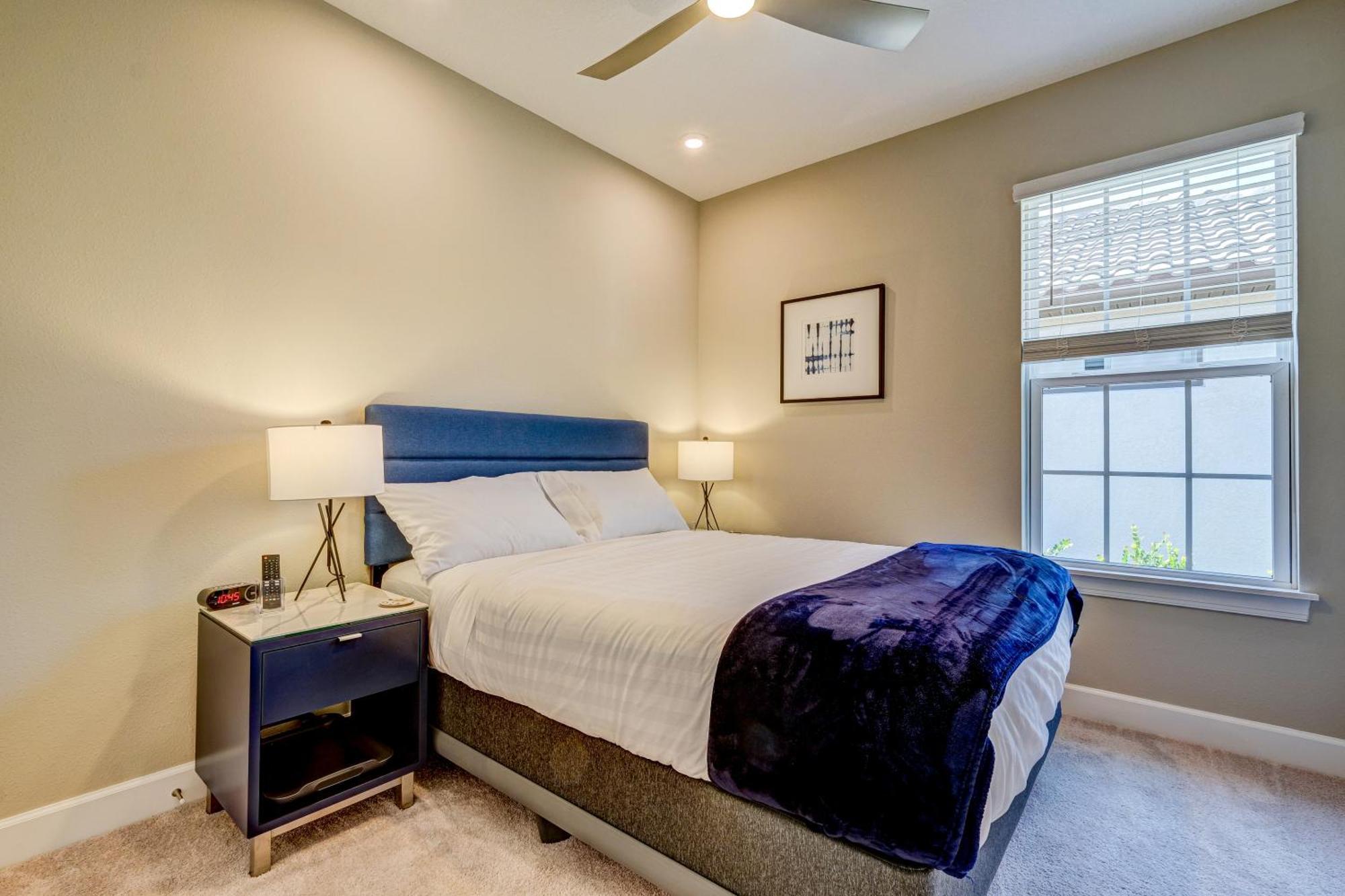 Azario Sunrise ! Active Lifestyle Community! Near Ami And Tampa Bradenton
