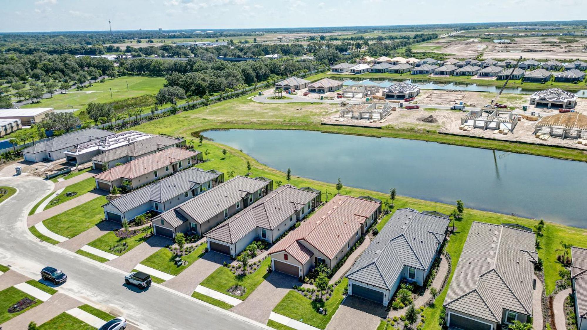 Azario Sunrise ! Active Lifestyle Community! Near Ami And Tampa *