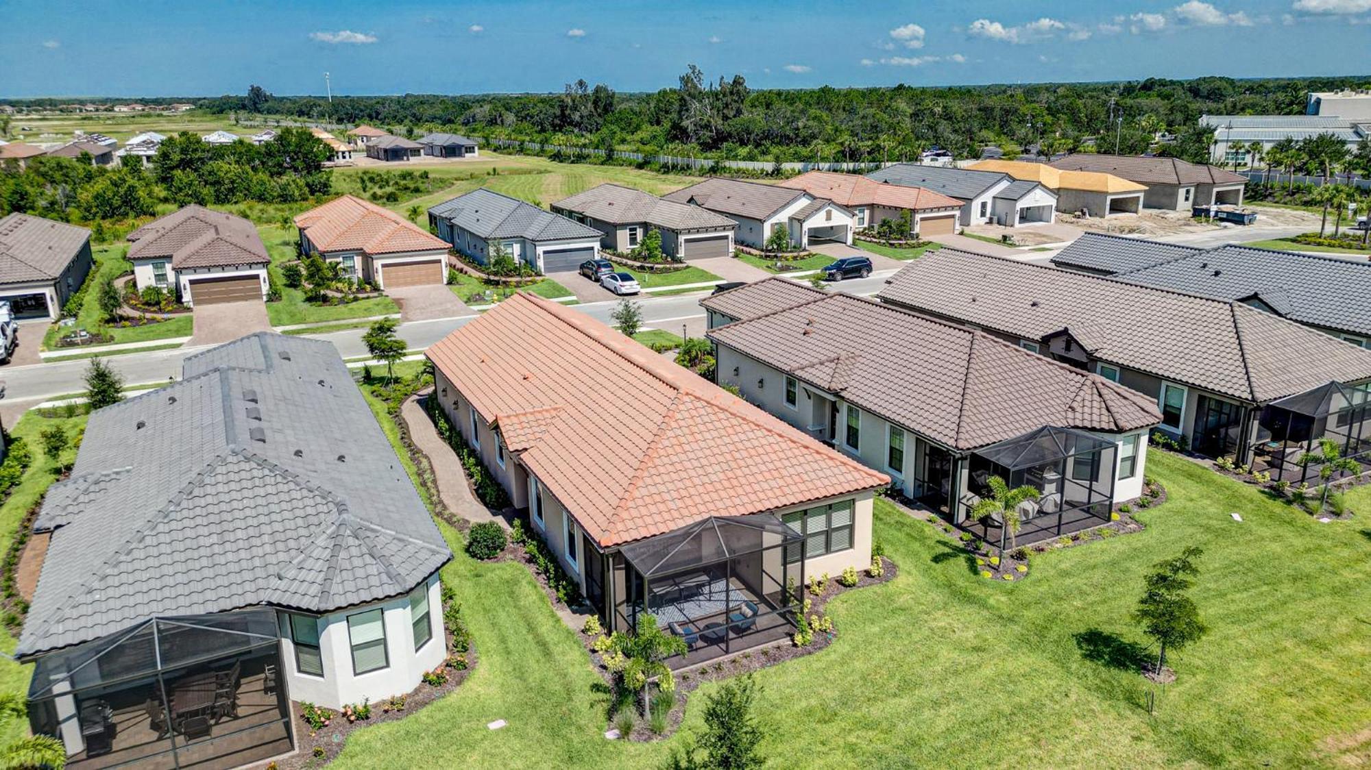 Azario Sunrise ! Active Lifestyle Community! Near Ami And Tampa Holiday home Bradenton