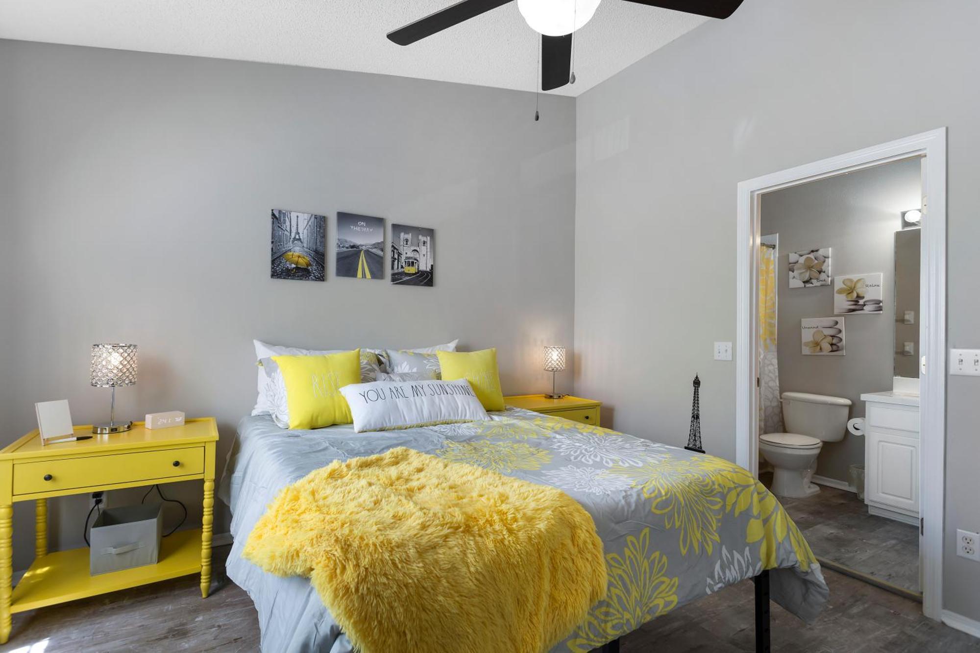 Cappy Hour! Lakefront Townhome With Backyard Paradise And Amazing Community Amenities! * Bradenton