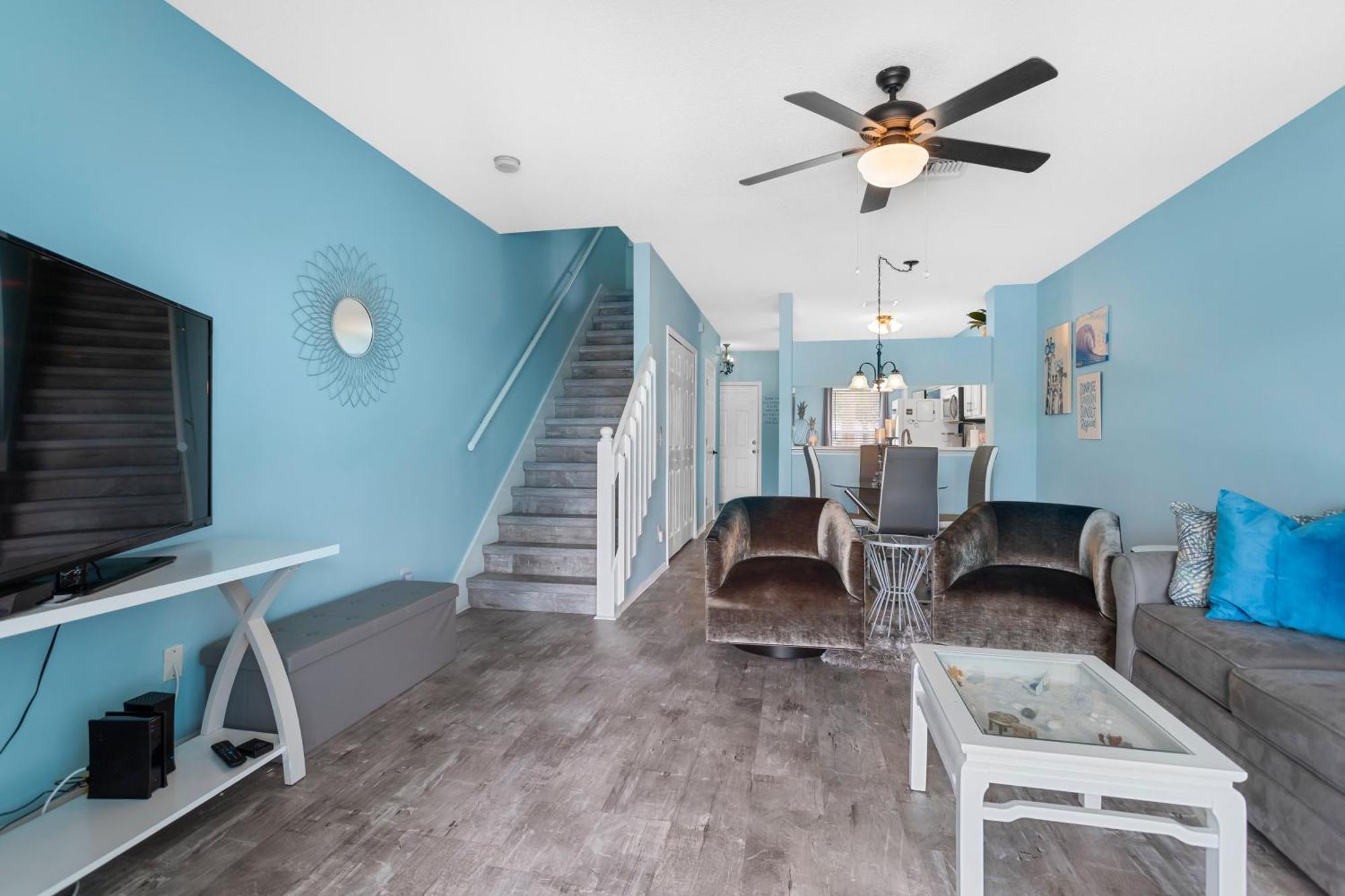 Cappy Hour! Lakefront Townhome With Backyard Paradise And Amazing Community Amenities! * Bradenton