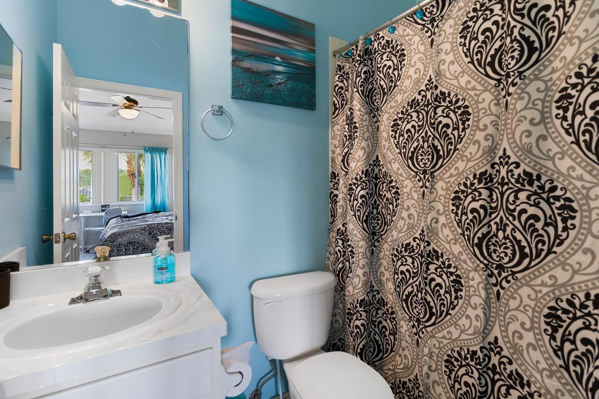 Holiday home Cappy Hour! Lakefront Townhome With Backyard Paradise And Amazing Community Amenities! *