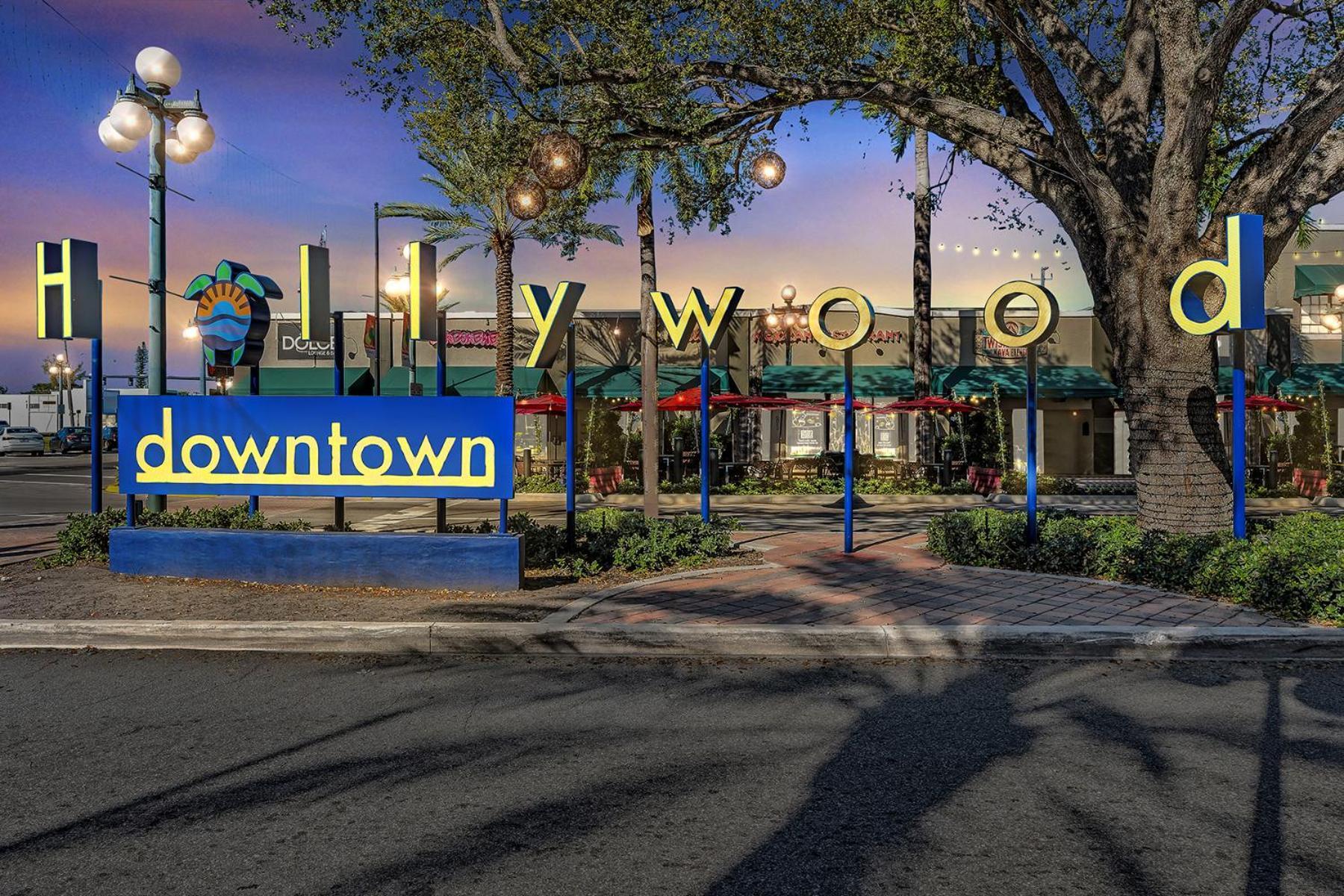 Luxury Young Circle & Blvd Apartment Hollywood