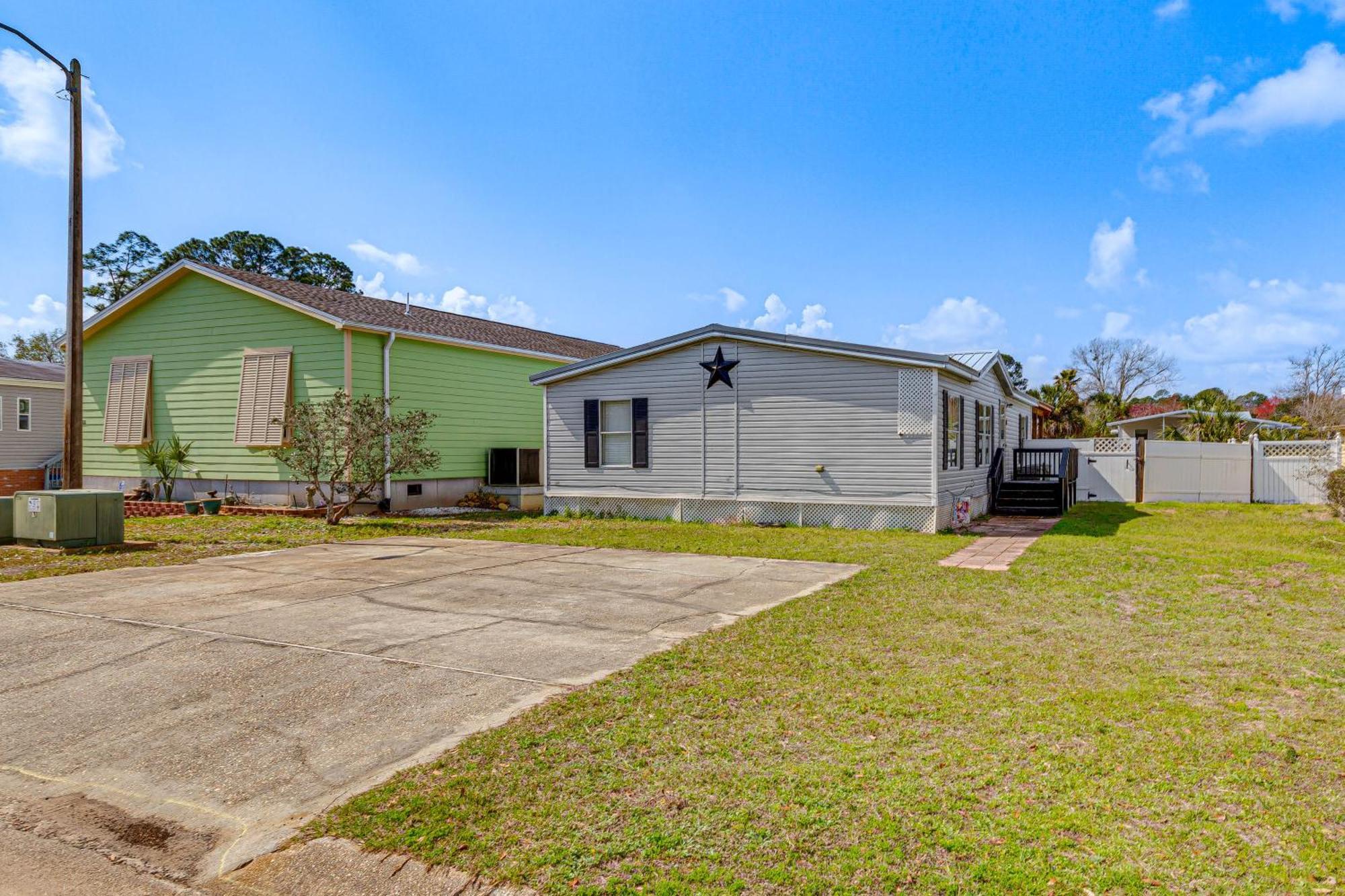 With Private Dock - 7 Mi To Beaches Holiday home