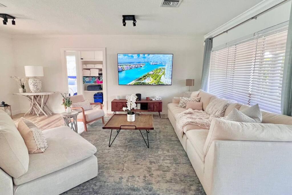 Holiday home Waterfront Tropical Oasis, Htd Pool-hottub-kayaks Fort Lauderdale