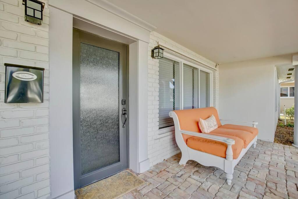 Waterfront Tropical Oasis, Htd Pool-hottub-kayaks Fort Lauderdale
