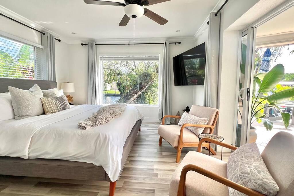Waterfront Tropical Oasis, Htd Pool-hottub-kayaks * Fort Lauderdale