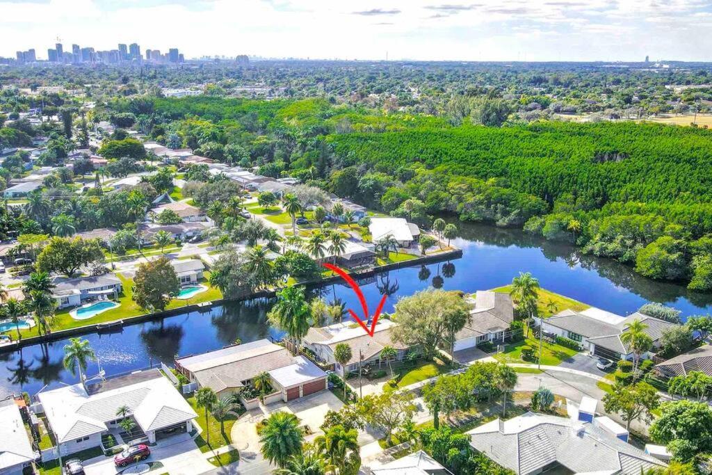 Holiday home Waterfront Tropical Oasis, Htd Pool-hottub-kayaks Fort Lauderdale