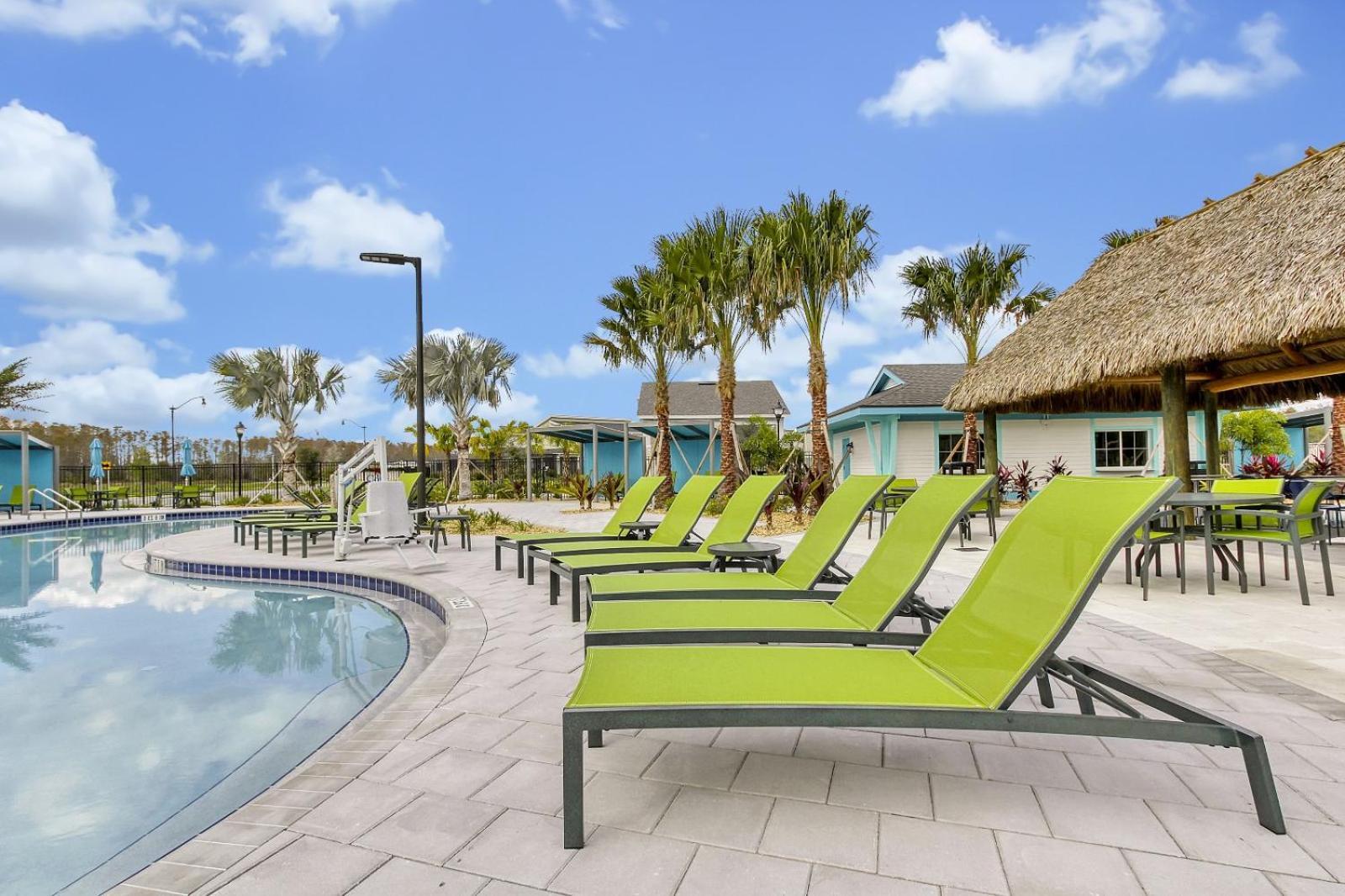 Storey Escape W/ Pool, Games & Water Park Holiday home *