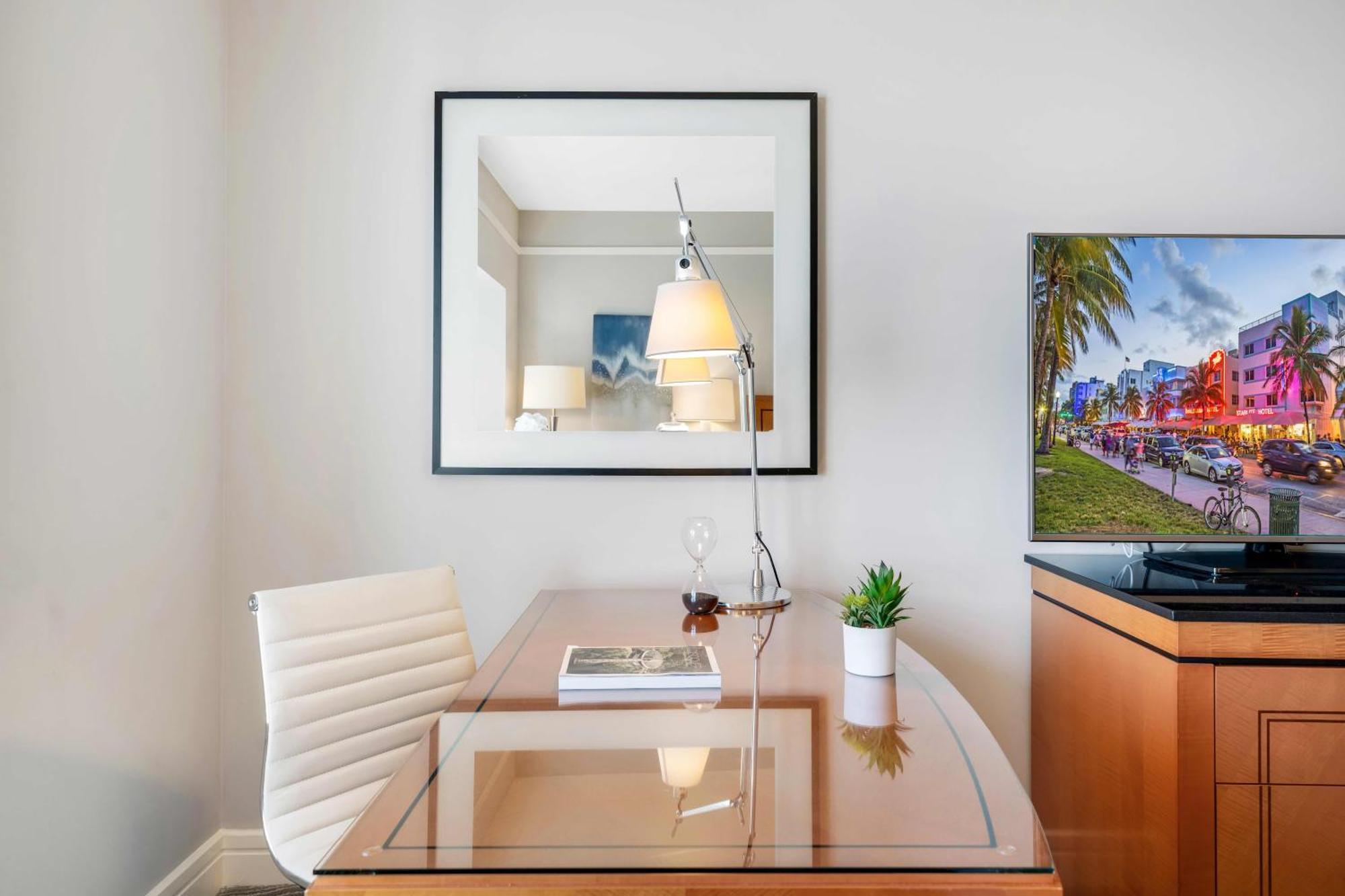 Apartment Casiola In Four Seasons Miami