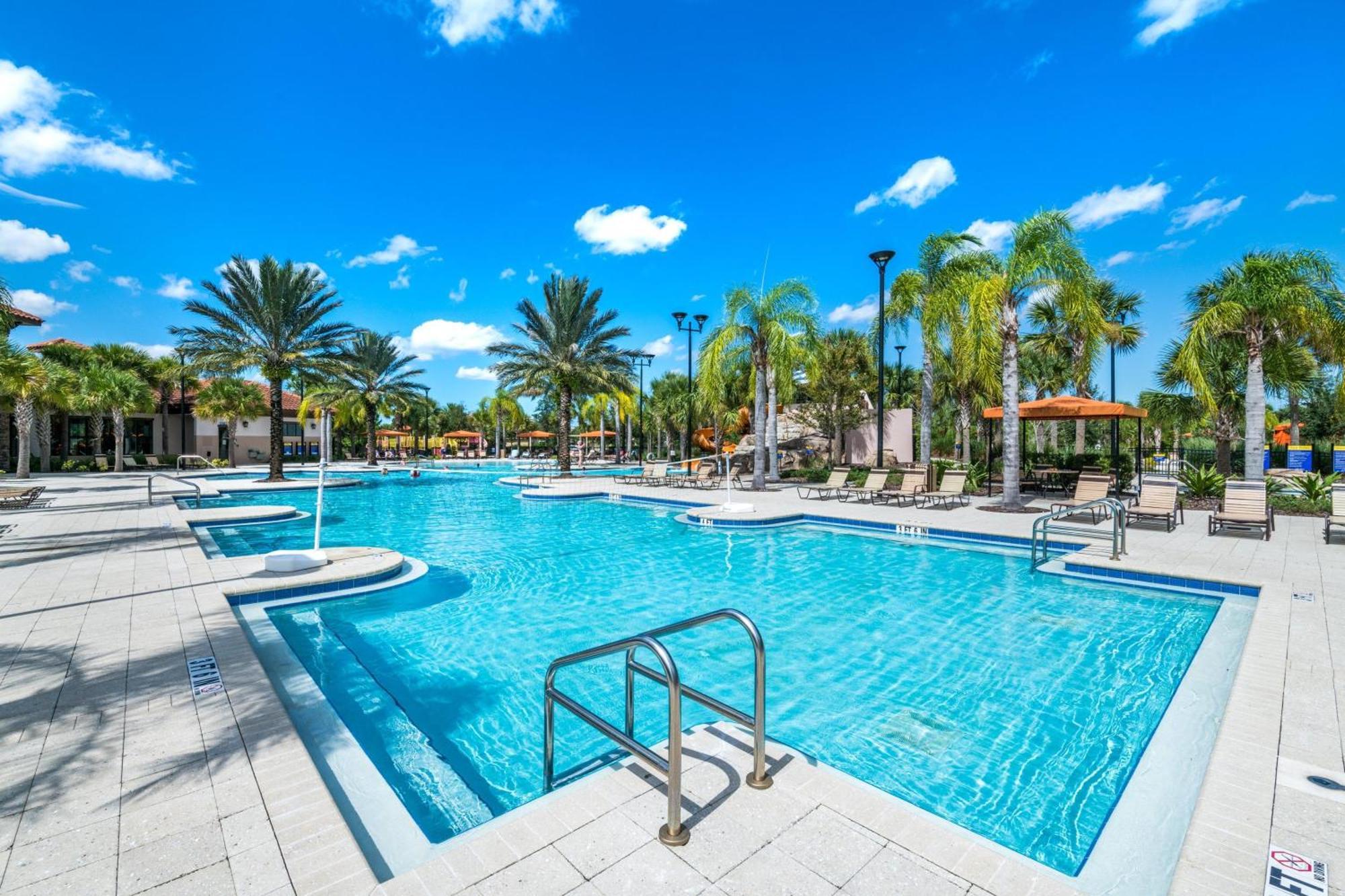 Solterra Family Oasis Getaway. 5553 Davenport