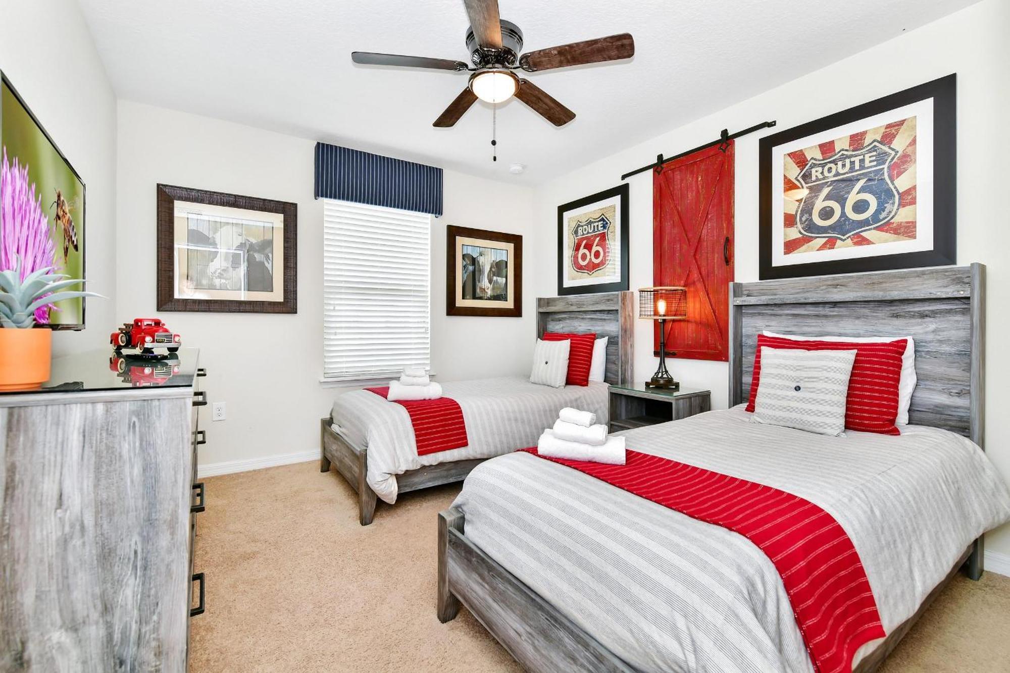 Solterra Family Oasis Getaway. 5553 Davenport