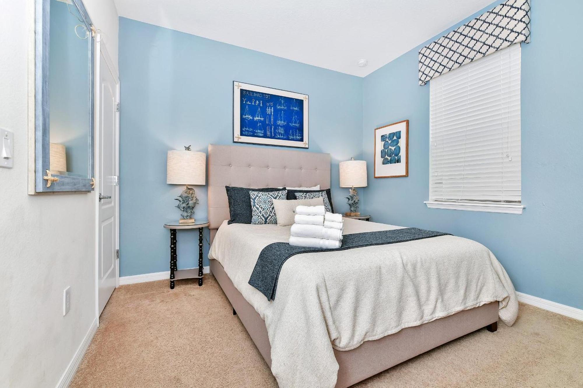 Solterra Family Oasis Getaway. 5553