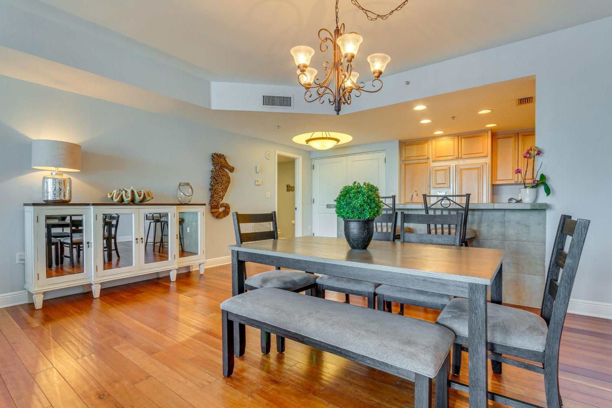 Apartment Florida Walk To Pensacola Beach! Gulf Breeze