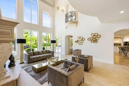 Las Olas Luxury Mediterranean Waterfront Mansion Fort Lauderdale