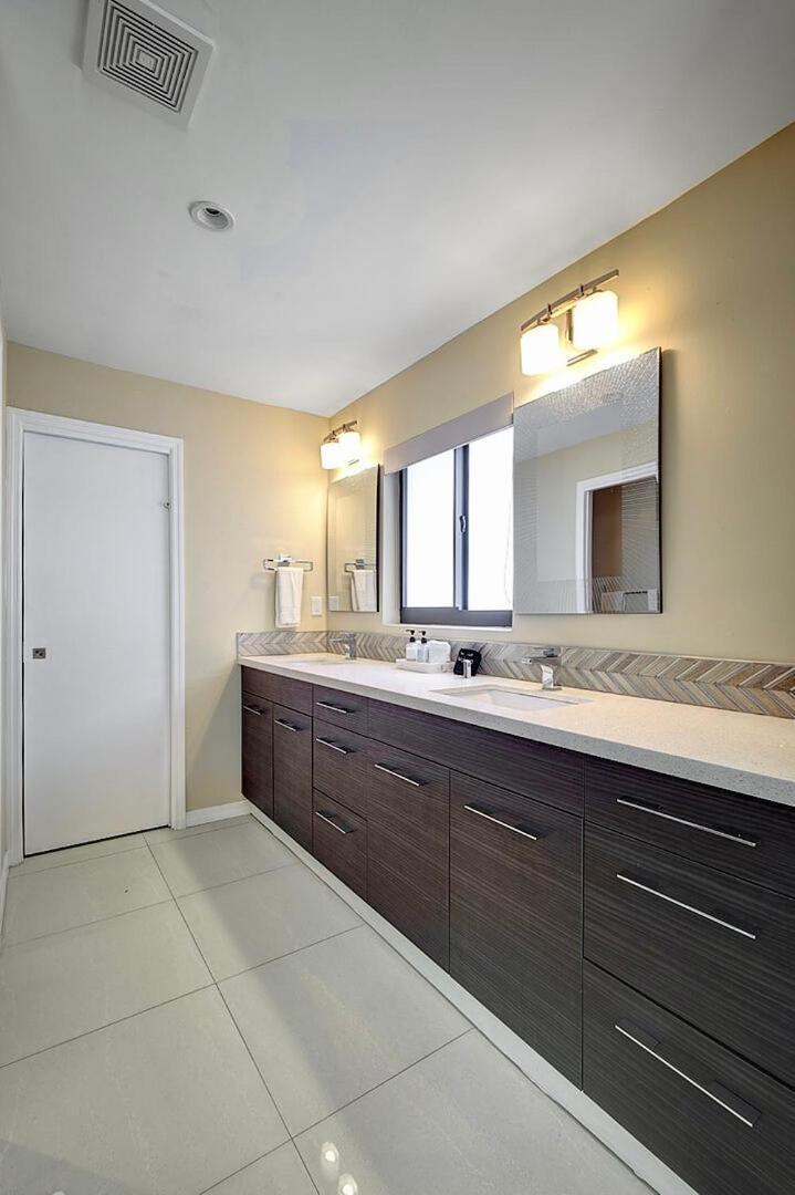Relax In Luxury - 3 Bed, 2 Bath Oasis With Pool * Fort Lauderdale