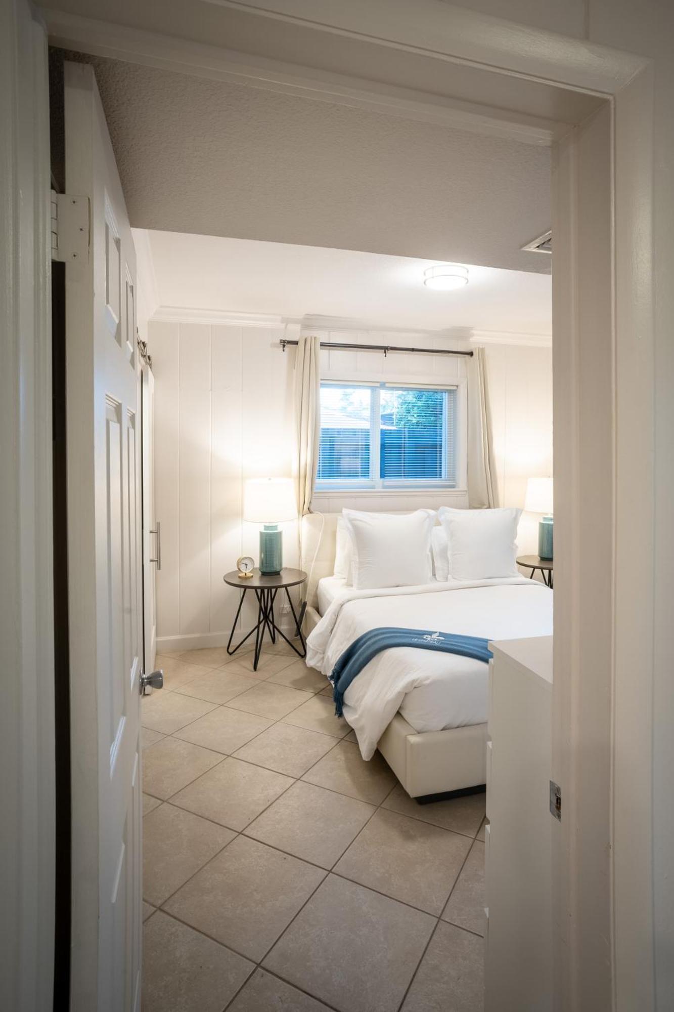 Walk To Wilton Drive - Spacious & Quiet #1 Holiday home Fort Lauderdale