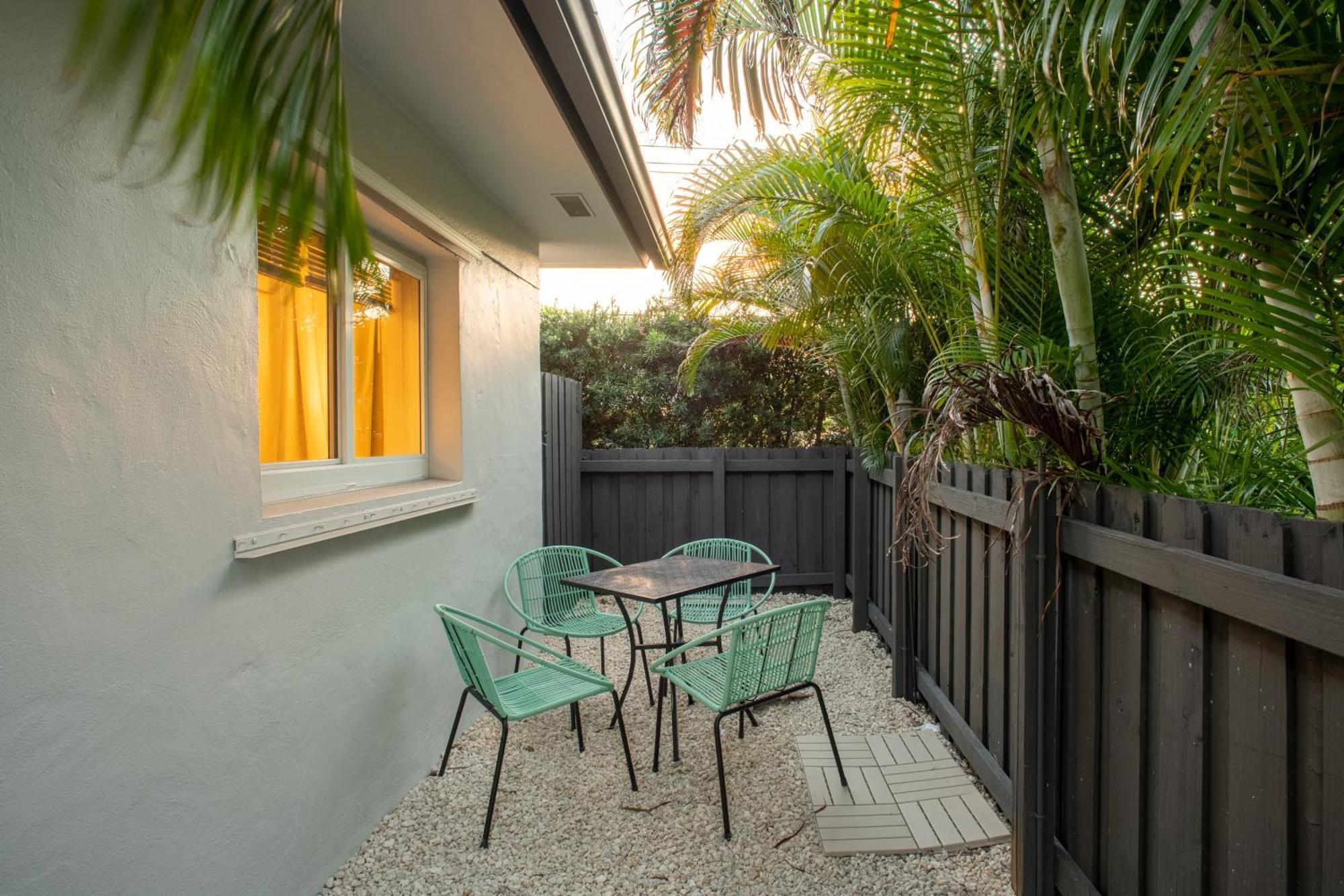Walk To Wilton Drive - Spacious & Quiet #1 * Fort Lauderdale