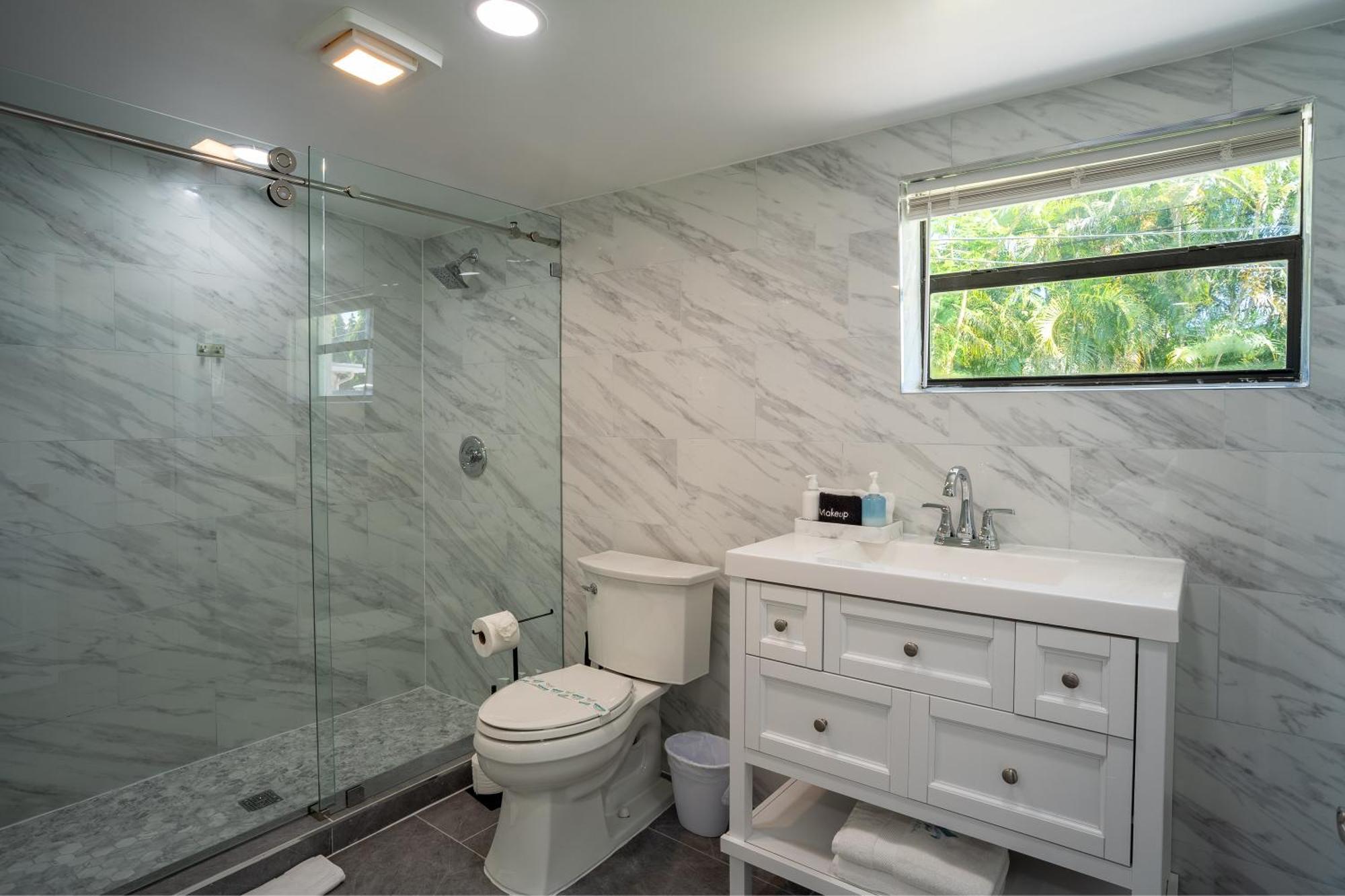 Spacious 3br 2 Baths Amazing Pool Area! * Fort Lauderdale
