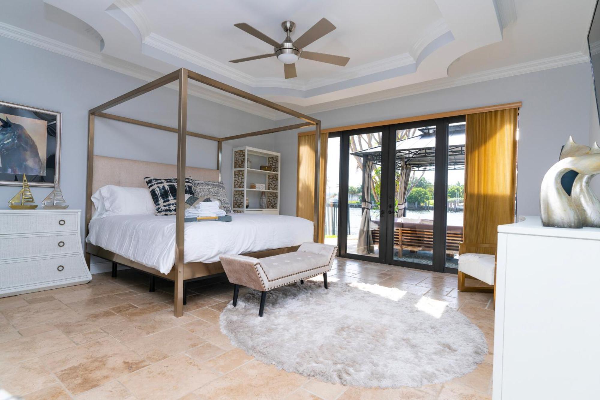 5 Bedroom Luxe On Deep Water Intracoastal * Deerfield Beach