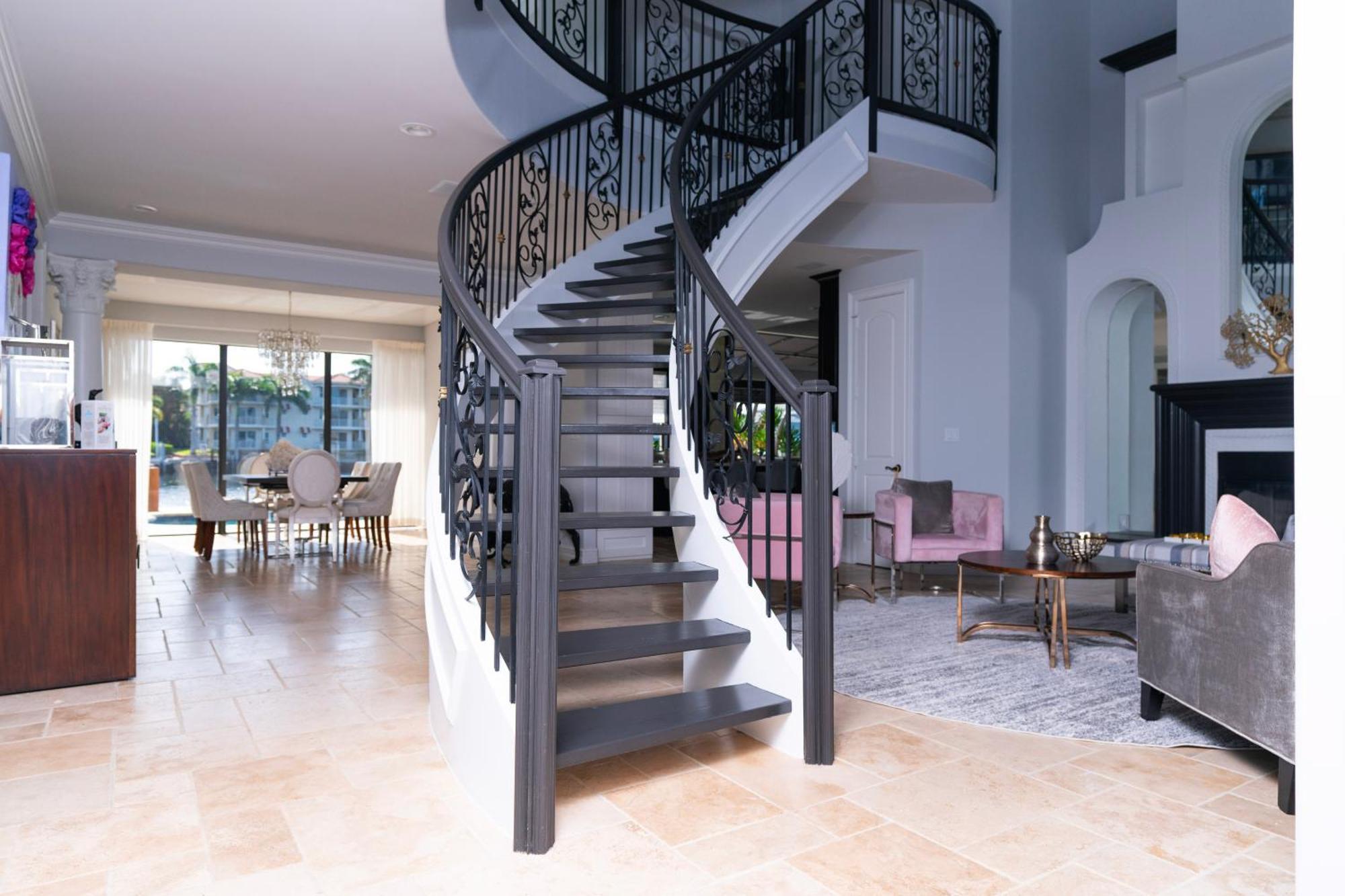 5 Bedroom Luxe On Deep Water Intracoastal Holiday home Deerfield Beach